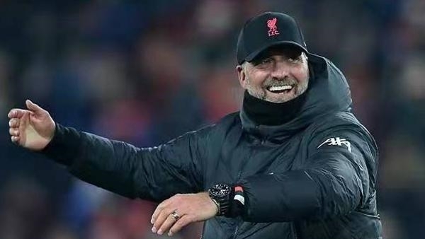 [中超]泰山赢海港 冠军归属生悬念