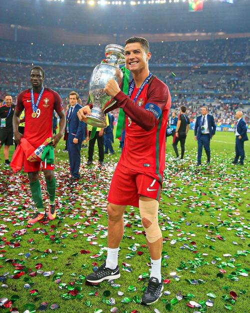 意甲-卡巴尔替补制胜 尤文1-0客胜十人博洛尼亚 [意甲尤文图斯]