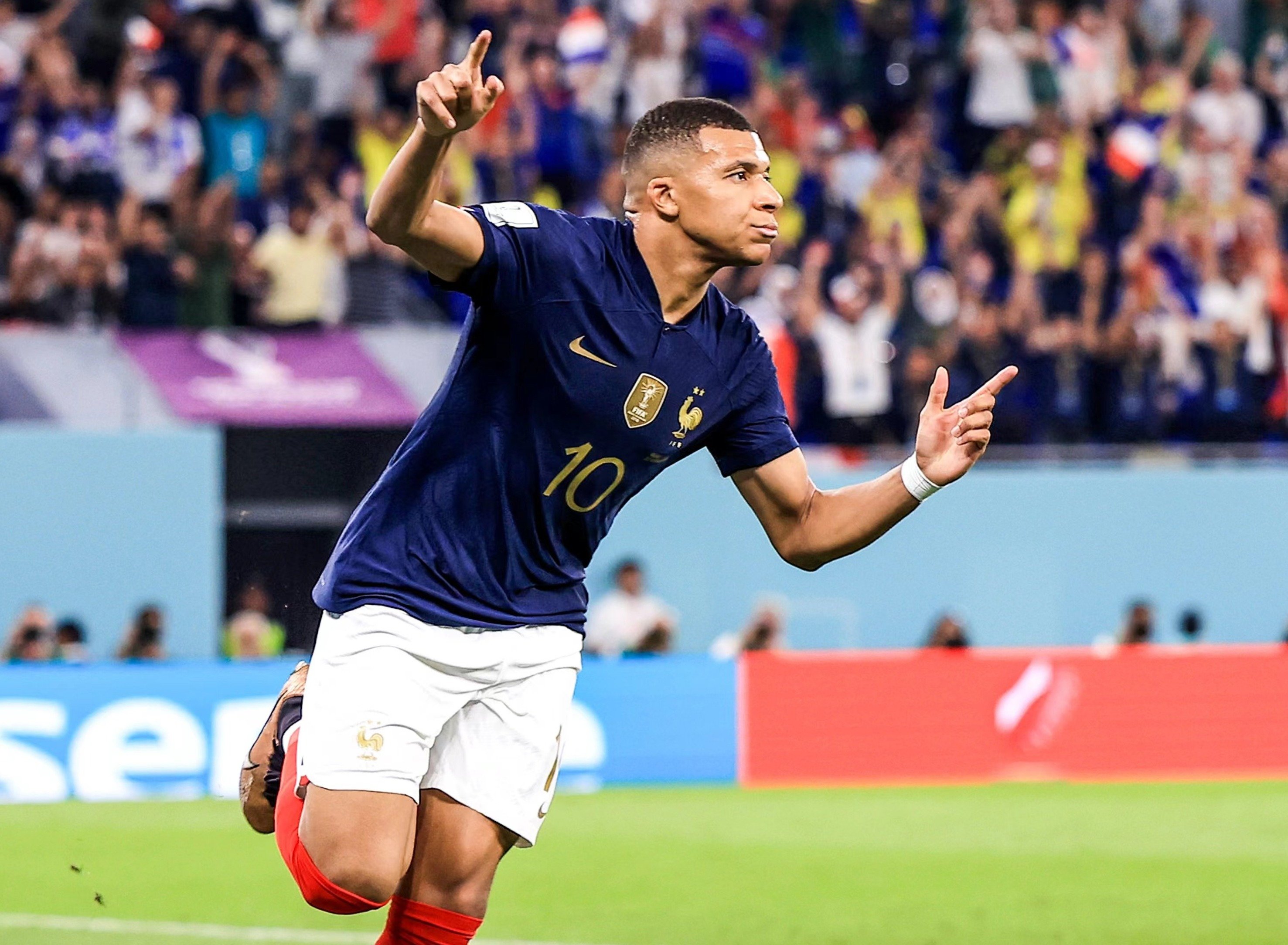 《王者荣耀》龙年限定皮肤“龙祐千载”CG！除夕上线