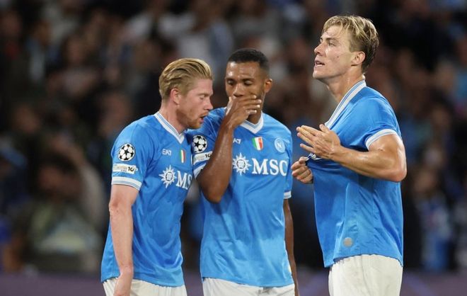 [NBA]阿夫迪亚失误 卡斯尔抢断反击暴扣得手